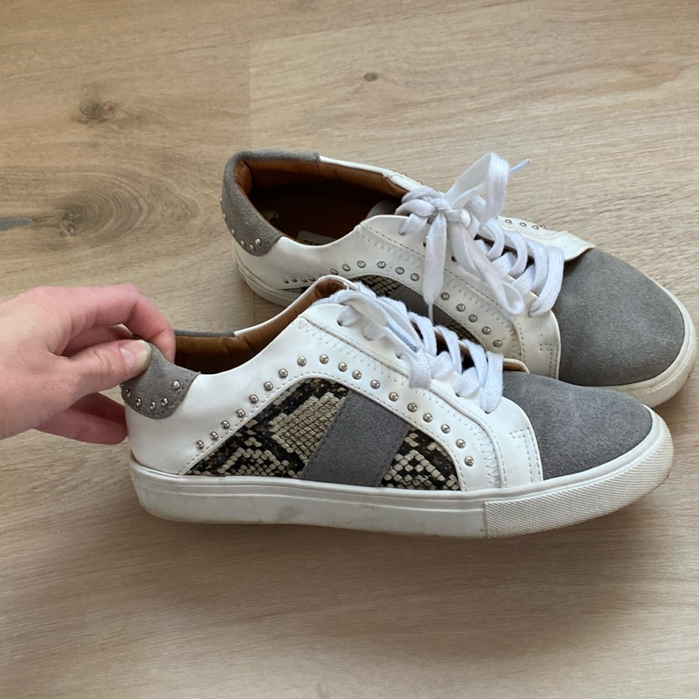 Steve Madden sneakers